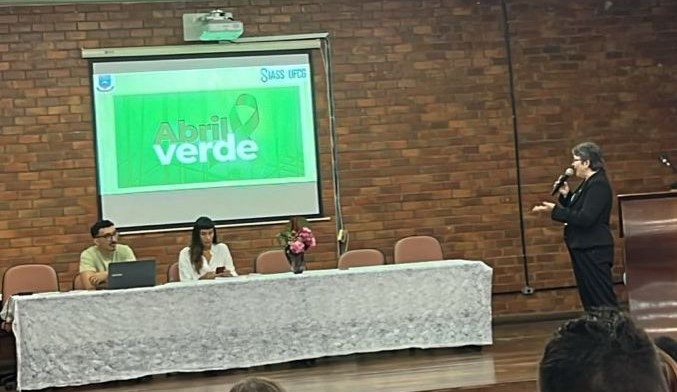 Momento de fala da Dra. Berenice Ferreira